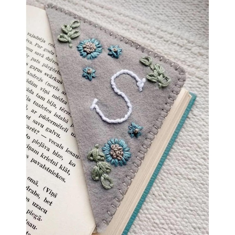 Hand Embroidered Corner Bookmark Set, 2 Pack, Felt Triangle Design