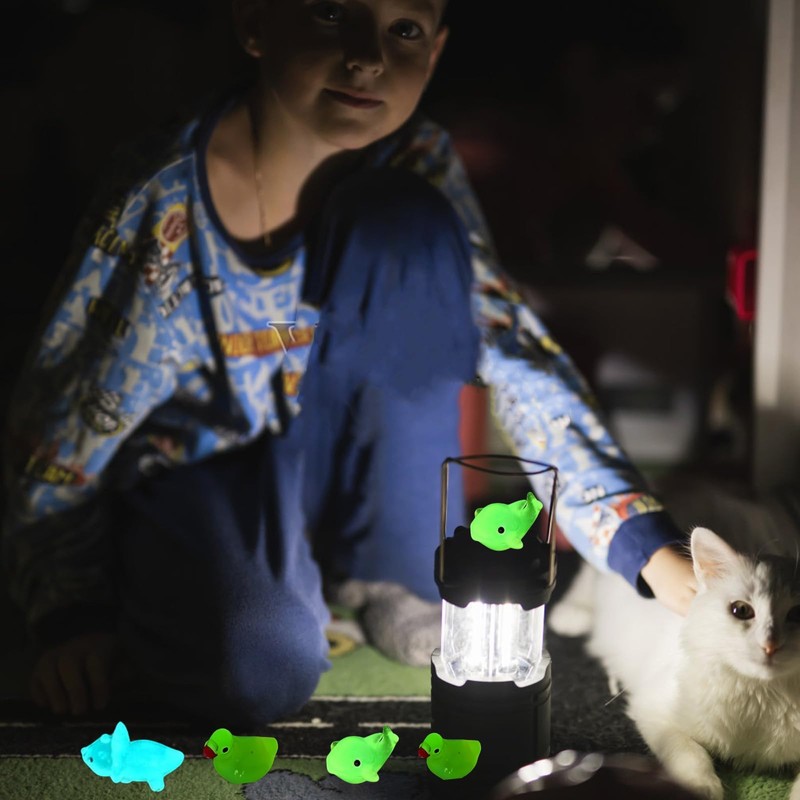 BeoTnp 60PCS Mini Resin Animals, Luminous Mini Plastic Animals, Mixed