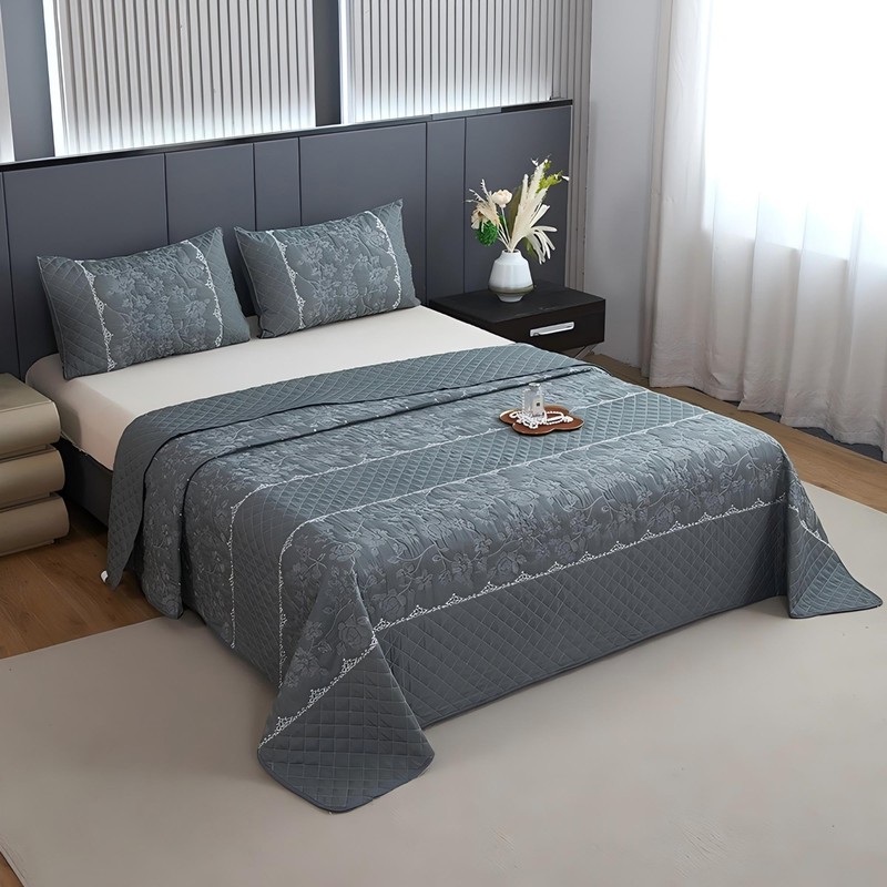 Queen Size Quilt, Embossed Floral and Grid Reversible Bedspread Set,