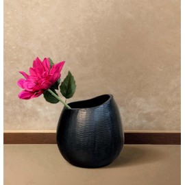 Hand-Carved Black Flower Vase - 5.75" H Tall Resin Vases with Artisan Texture, Rustic Farmhouse Modern Home Decor Gift for CenterpiecesTabletop Styling Dining Living Room Bathroom Bedroom