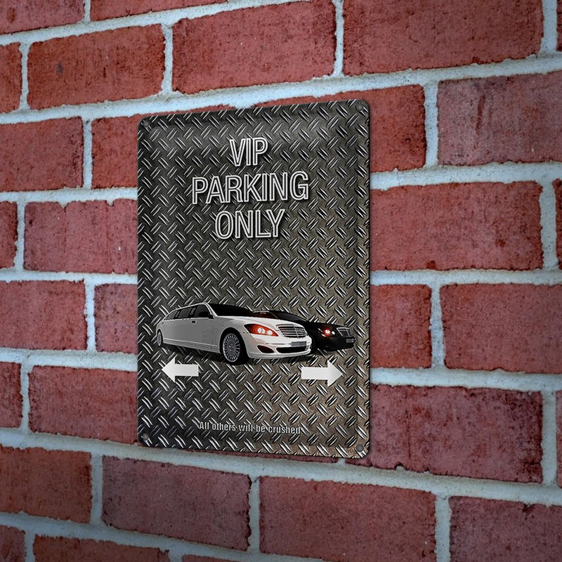 VIP Parking Only | Metallschild | Exklusiver Parkplatz | 20
