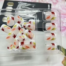 Fall Press on Nails Short Square Fake Nails with Leaf Designs Autumn White French Tip False Nail Thanksgiving Full Cover Acrylic Stick on Nail for women 24Pcs