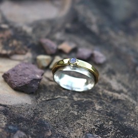 Energy Stone"TEACHER'S RING" Single Labradorite Cabochon Sterling Silver Meditation Spinner Ring (Style# UK70) (P 1/2)