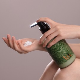 V&amp;A Scalp Enhancing Treatment