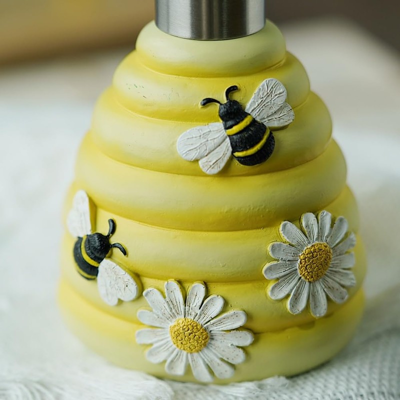Daiilg Bee Soap Dispenser Decorative Hand Pump Refillable Soap Dispenser