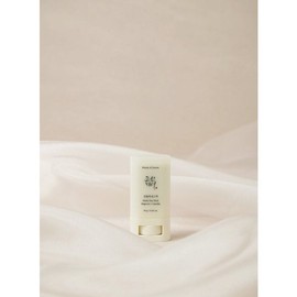 Joseon Beauty 조선미녀 산들쑥 선스틱 18g(SPF50+) Joseon Beauty Mugwort Sunscreen Stick 18g (SPF50+)