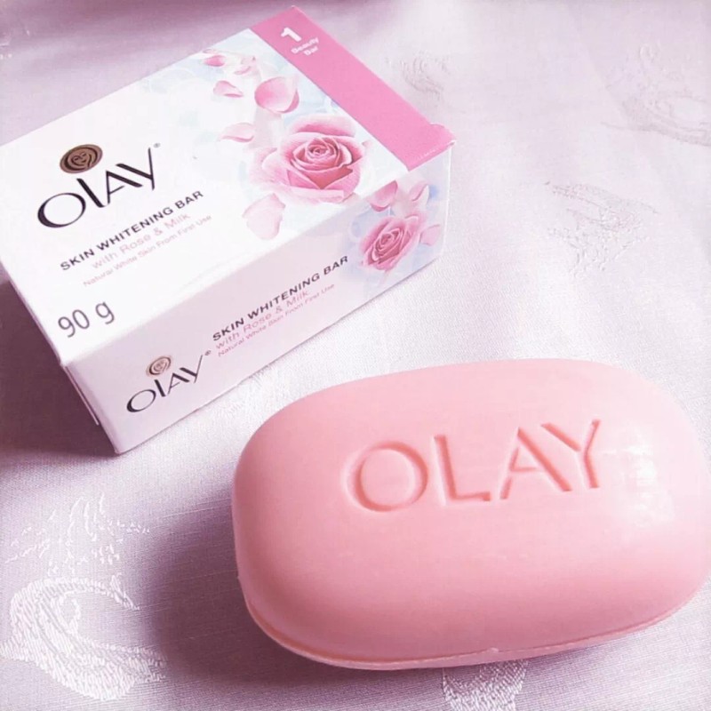 Olay Skin Whitening and Exfoliating Bar with Rose & Milk