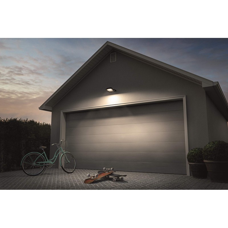 LEDVANCE LED Floodlight, Light for Outdoor Applications