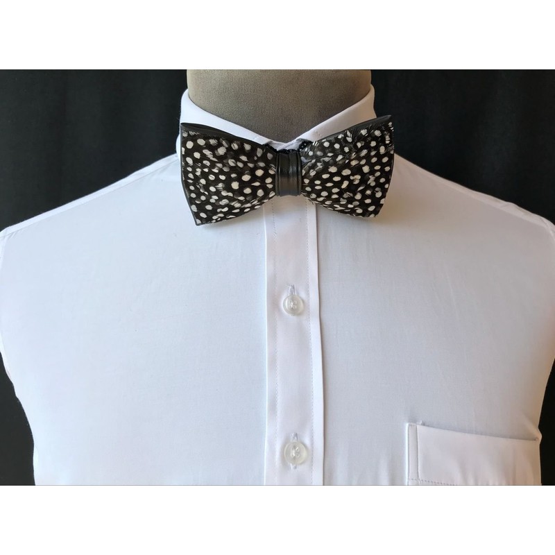 Cloud Rack mens Handmade Feather Bow Tie, Black White, Medium