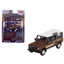 DCD 1985 Limited Edition Land Rover Defender 110 County Station Wagon Russet Brown White Top 1/64 Diecast Toy Worldwide 1800