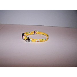 handmade Wet Nose Designs Colorful Sunny Day Cat Collar White Flowers on Yellow Floral