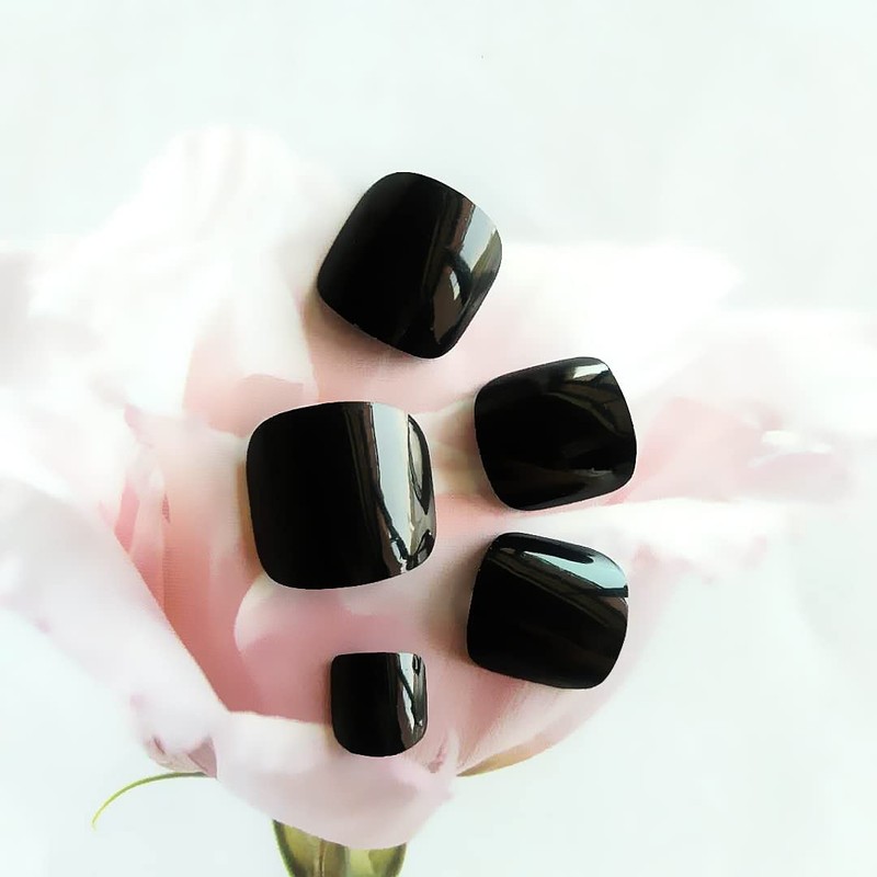 Black Press on Toe Nails Pure Black Color Fake Toe