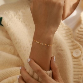 LOVECOM Mobius Infinity Birthstone Charm Link Bracelet for Women 925 Sterling Silver CZ Twisted Bracelet Gold Adjuatable Friendship Sister Daughter Bracelet Birthday Jewelry for Girlfriend Wife (Gold)