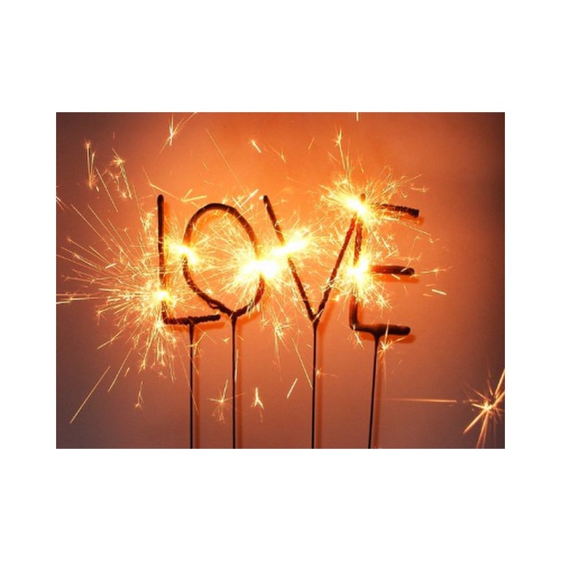 Wunderkerze mit dem Buchstaben P ca. 6,5cm wondercandle