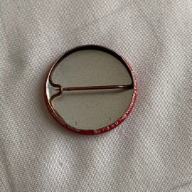 I Am Loved 1” Helzberg Foundation Button Pin - RUSSIAN