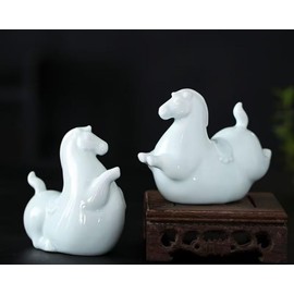 RYUHYF Ceramic Horse Statue, Ceramic Horse Figurine, Animal Collection Figurine, Garden Home Office Desk Decor (White Fat Horse Statue)