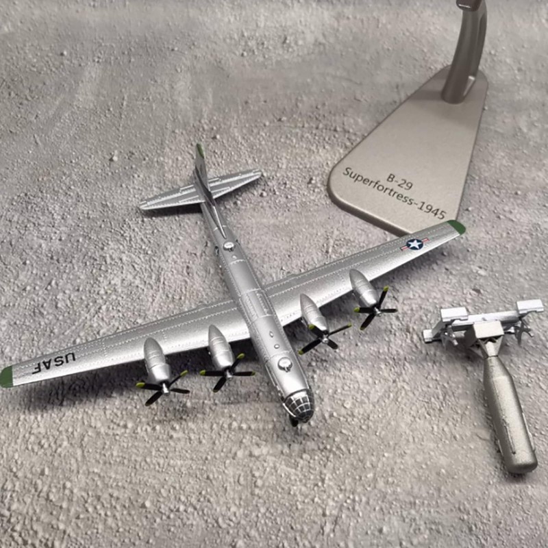 1:300 US B29 B-29 Superfortress Air Fortress Bomber, Missile Aircraft