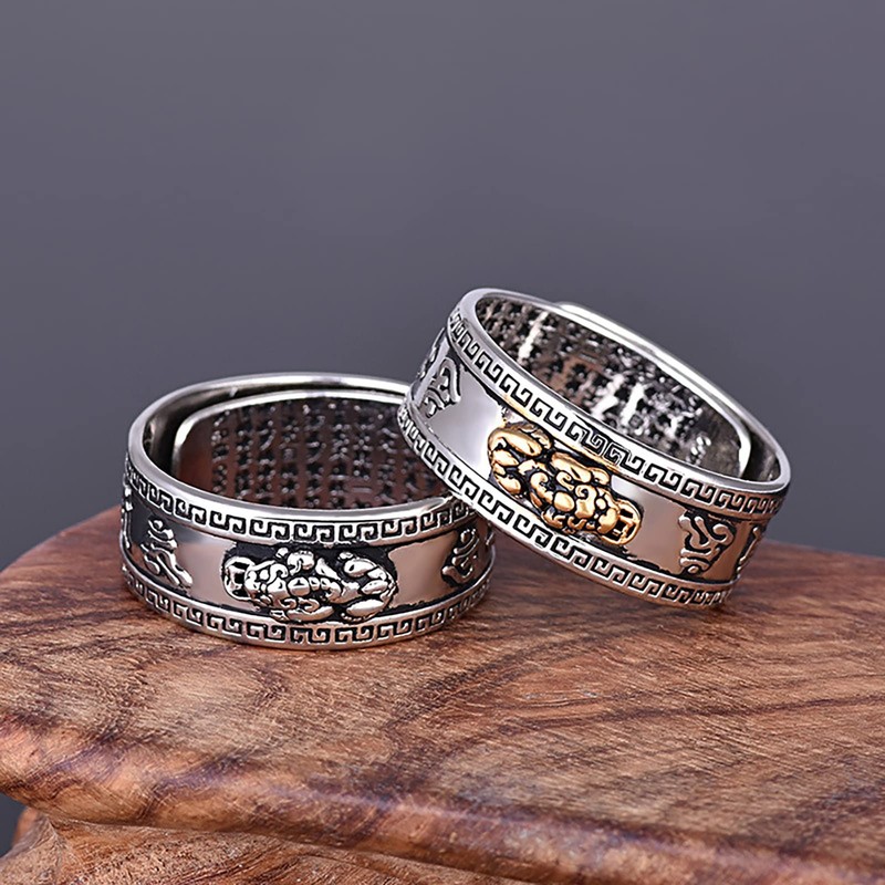 Kucheed Feng Shui PiXiu Mantra Ring, Silver Buddhist Lucky Finger