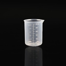 Labasics Cup Set, Boro Silicate, Plastic, Graduated Low Shape Griffin Beaker Measuring Cylinder Laboratory Jug Bottles Tools for Laboratory 250 ml