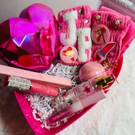 Valentine’s Day basket Gloss