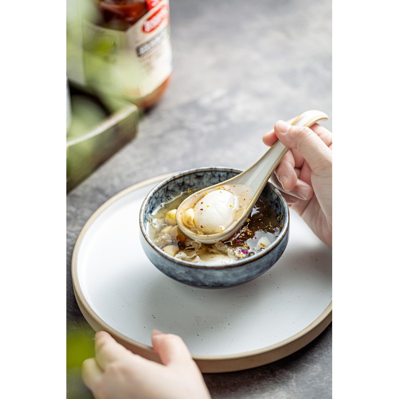 LYEOBOH Asian Soup Spoons, 6.5 inch Ceramic Soup Spoon Set