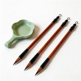 3PCS Calligraphy Brush Set with Plum Blossom Ink Dish, Chinese Calligraphy Brush Set Including Small Medium Large Traditional Writing Brush for Watercolor Painting, Sumi Brush and Practice