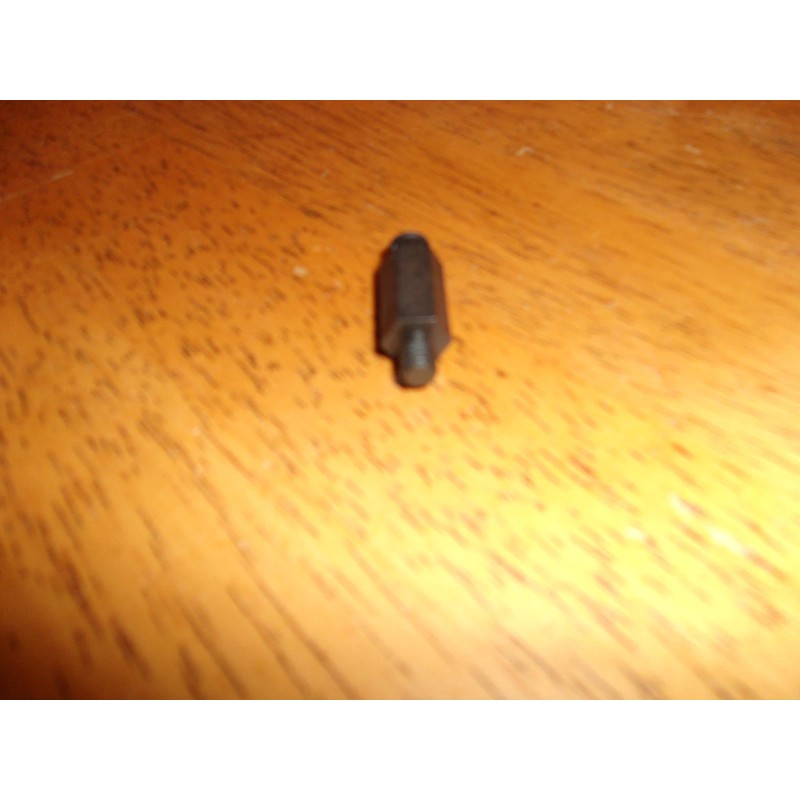 New Home Sewing Machine PART # 618063107, NO IDEA WHAT
