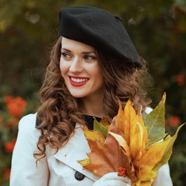 Nawati Wool French Berets for Women, Solid Color Beret Hats for Women Girls Lady, Casual and Chic Vintage Painters Hat-Black