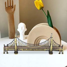 Beavorty golden gate bridge model decorative bridge model figurines vintage home decor collectible figurine Earth Golden Gate Bridge desktop metal decor travel San Francisco alloy household
