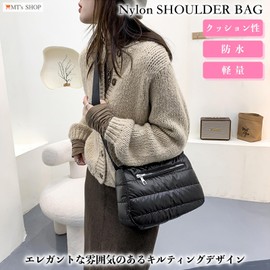 MT's SHOP SH389 Shoulder Bag, Pochette, Compact, Lightweight, Nylon, Glossy, Quilting, Fluffy, Cross-body, Shoulder Bag, Commuting to Work, Black