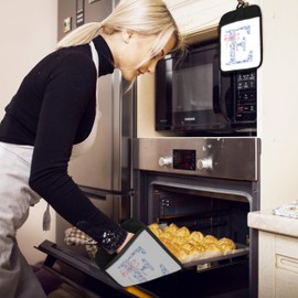 Blue and White Chinoiserie Initial Letter E Pot Holders with Pockets, Monogrammed Gifts, Blue Floral Monogrammed Pot Holders Heat Resistant Oven Mitts Hot Pads for Kitchen Baking Cooking