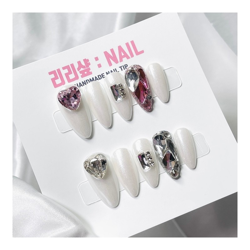 Water shine dripping heart full stone handmade nail tip -