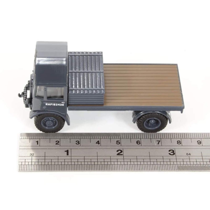 Oxford 1:76 RAF Blue AEC Matador Flatbed