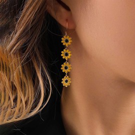 TseenYi Daisy Flower Tassel Drop Earrings Yellow Daisy Dangle Earrings Long Sun Flower Enamel Earrings Cute Chrysanthemum Floral Drop Earrings, Zinc