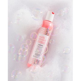 milk_shake Insta.Light Shampoo - Strengthening Shampoo with Filler Effect | Leaves Hair Soft and Shiny | 33.8 fl oz (1000 ml)