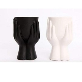 STC Ceramic - Hand Vase/Pot - Black or White (White)