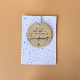 Pregnancy Announcement Card for Grandparents – A6 Greeting Card with Removable Wooden Bauble Keepsake – “Only the Best Parents Get Promoted to Grandparents” – Gender Neutral Design with Kraft Envelope