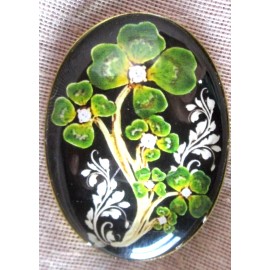 XL GLASS DOME BUTTON -  PRETTY 4-LEAF CLOVERS WITH JEWELRY.  1-1/2 INCHES