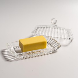 Clear Glass Butter Dish with Lid, Covered Butter Stick Holder Tray, Crystal Glass Butter Storage Container for Fridge Kitchen Countertop