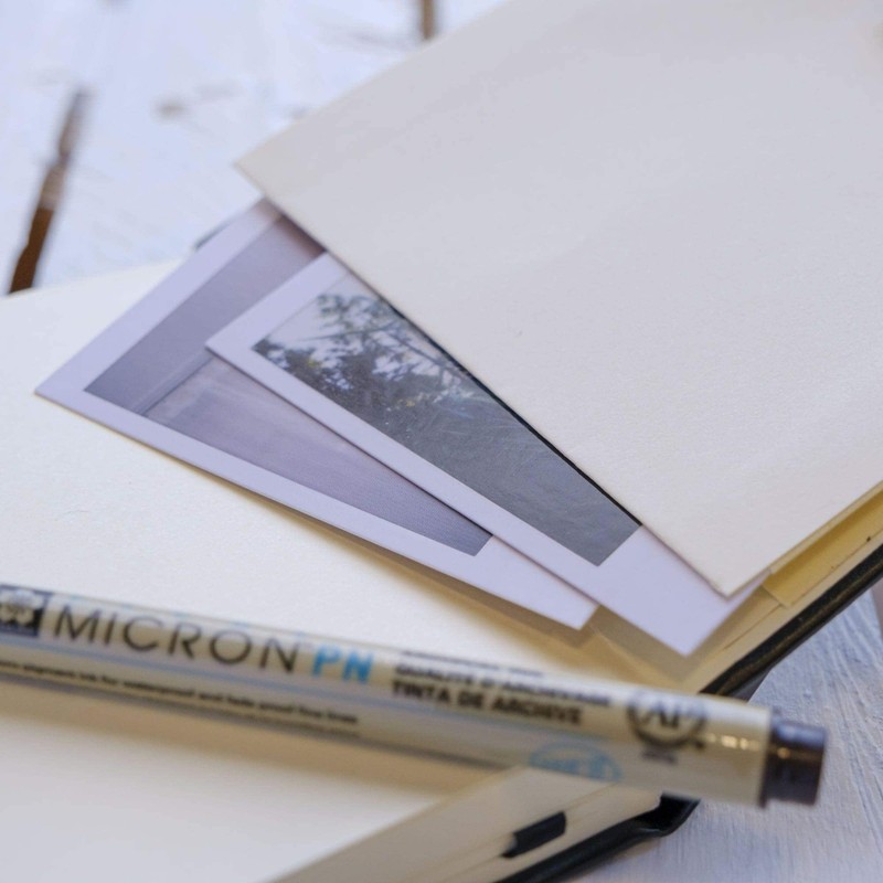 Sakura 94141003 Sketchbook, 80 Sheets, Paper, Black Pages, 13 x