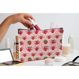 QGFM Strawberry Makeup Bag, Coquette Pink Bow Strawberry Cosmetic Bags for Women, Coquette Girly Stuff, Cute Gifts for Women, Preppy Aesthetic Pink Zipper Makeup Pouch