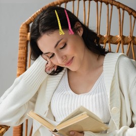 Gekamoyue Haarklammern Friseurbedarf 30 Packs, 9 cm Abteilklammern Friseur, Friseur Alligator Clips mit einer Box, Metall Haarspangen für Mädchen Haarstyling (Bunt)