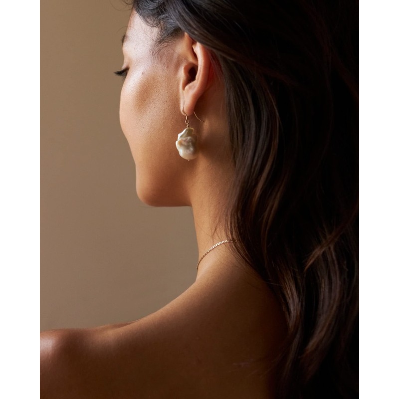 Anthony Vincent Aretes Perlas Cultivadas Naturales Baroque Barroca Color Blanco