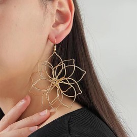 Gold Flower Earrings for Women Trendy Chunky Gold Statement Earring for Women Floral Spring Earrings Fashion Jewelry Gifts