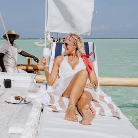 ZOBGOWE Outdoor Pillow for Chaise Lounge Chair, 2pcs Striped Chaise Lounge Pillows, Adjustable Strap Head Lumbar Pillow for Patio Pool Beach Office, Navy