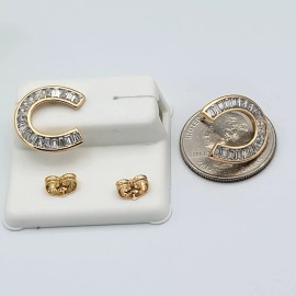 JEYFEL XOIA PREMIUM 18K Gold Plated Icy Horseshoe Earrings. Clear Crystals. Oro Laminado