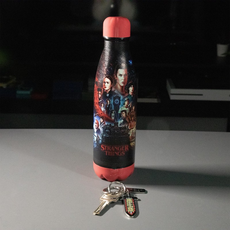 Konix Stranger Things Schlüsselanhänger - 4 x 4 cm -