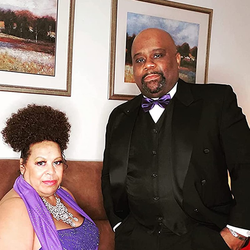 Alizeal Men's Tuxedo Bow Tie Hanky Cufflinks Set -