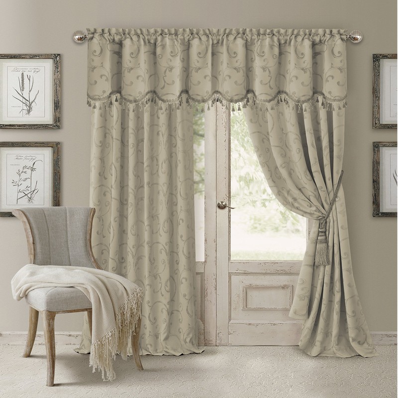 Elrene Home Fashions Mia Jacquard Scroll Blackout Window Curtain, 52"