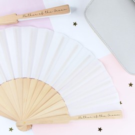 eBuyGB Engraved Mother of the Groom White Wooden Wedding Role Folding Fan, Hen Party Accessories for Bride To Be, Hen Do Decorations - 42.5cm x 23cm (Font 1)
